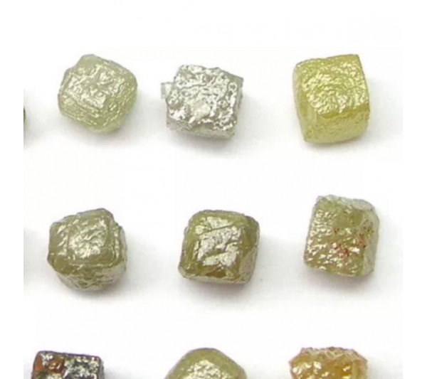 Диамант - Необработен диамант от Конго - 3 - 3.5 мм